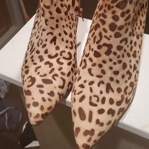 Steve Madden Lepard Kitten Heels Booties